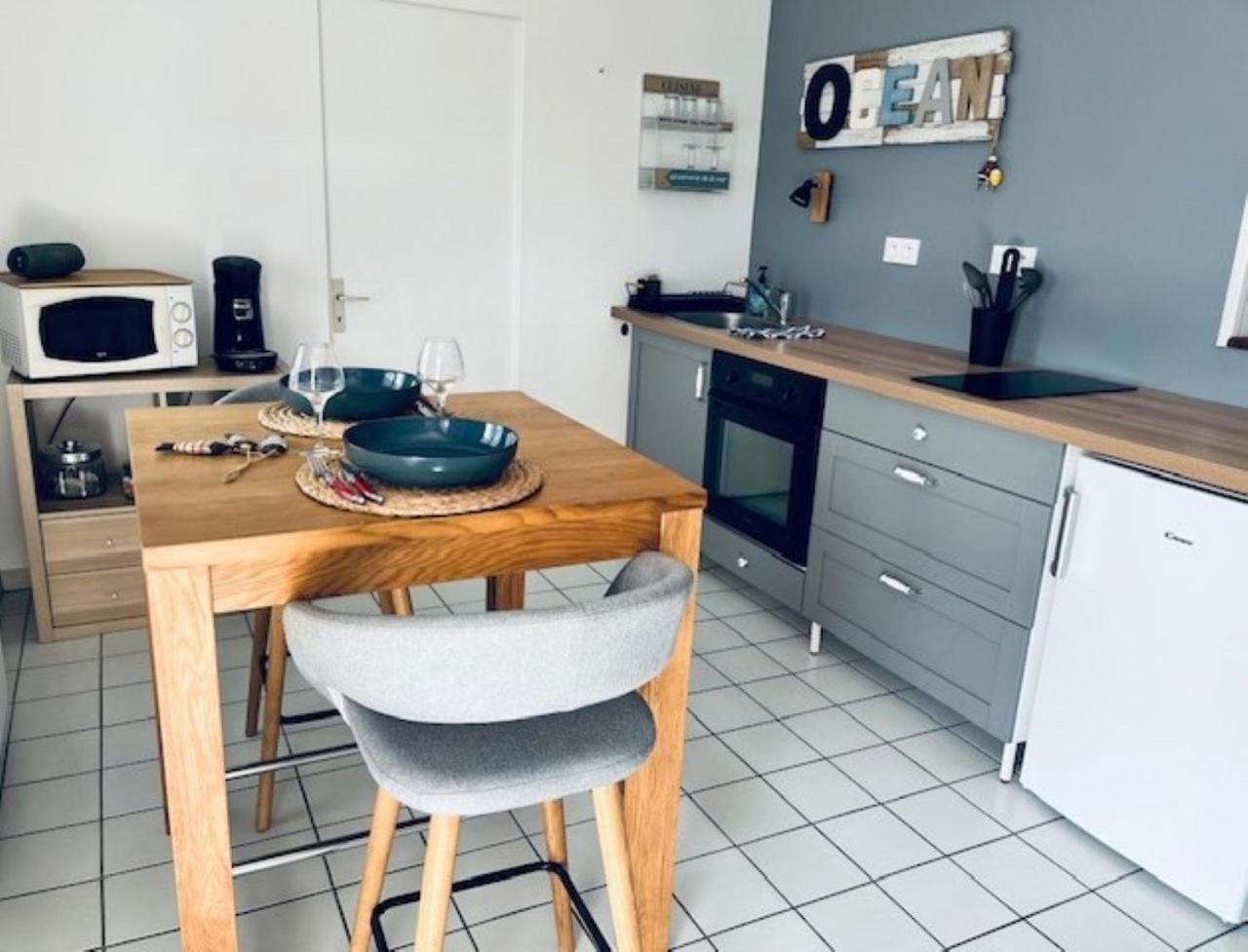Studio au bord du lac d'Eguzon Extérieur photo